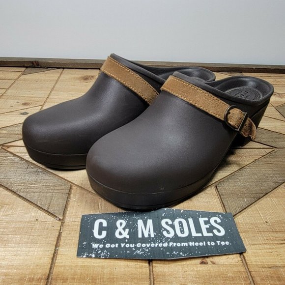 Crocs 203631 Sarah Espresso Croslite Slip On Mule - Picture 2 of 9